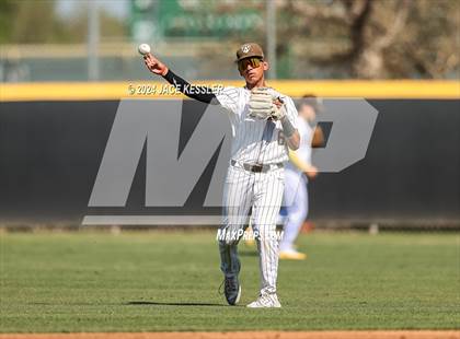 Thumbnail 3 in Sierra Canyon @ Crespi photogallery.