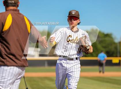 Thumbnail 3 in Sierra Canyon @ Crespi photogallery.