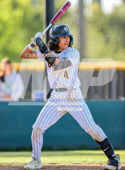 Thumbnail 3 in Sierra Canyon @ Crespi photogallery.