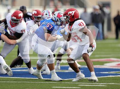 Thumbnail 3 in Westlake vs. North Shore (UIL Football 6A Semifinal Playoff) photogallery.