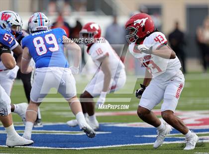 Thumbnail 3 in Westlake vs. North Shore (UIL Football 6A Semifinal Playoff) photogallery.