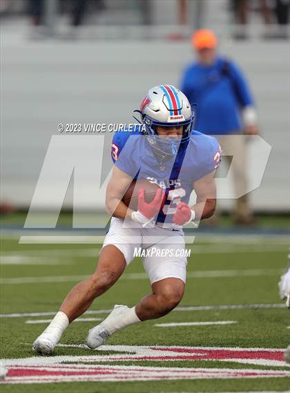 Thumbnail 3 in Westlake vs. North Shore (UIL Football 6A Semifinal Playoff) photogallery.