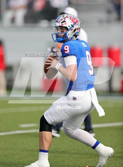 Thumbnail 2 in Westlake vs. North Shore (UIL Football 6A Semifinal Playoff) photogallery.