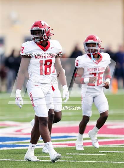 Thumbnail 3 in Westlake vs. North Shore (UIL Football 6A Semifinal Playoff) photogallery.