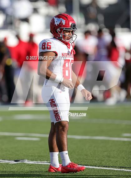 Thumbnail 1 in Westlake vs. North Shore (UIL Football 6A Semifinal Playoff) photogallery.