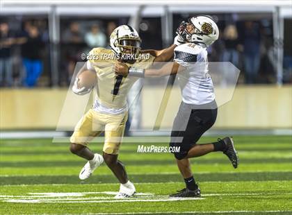 Thumbnail 2 in Russellville @ Moody (AHSAA 5A Round 2) photogallery.