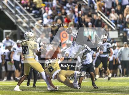 Thumbnail 1 in Russellville @ Moody (AHSAA 5A Round 2) photogallery.