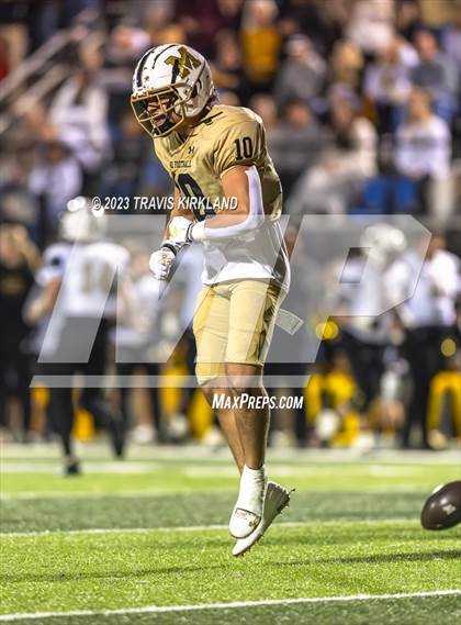 Thumbnail 3 in Russellville @ Moody (AHSAA 5A Round 2) photogallery.