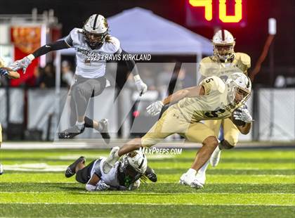 Thumbnail 1 in Russellville @ Moody (AHSAA 5A Round 2) photogallery.