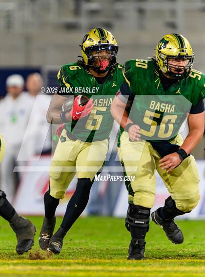 Thumbnail 3 in Basha vs Chandler (AIA Open Final) photogallery.