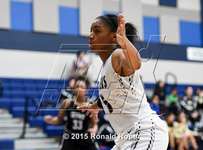 Thumbnail 2 in Irving vs. Wylie East photogallery.