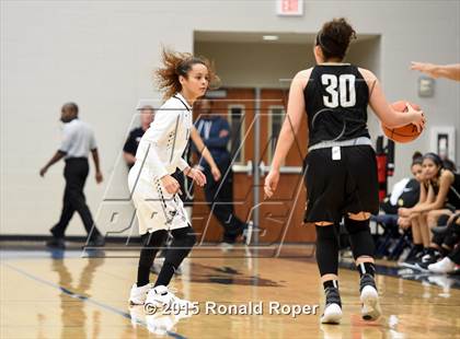 Thumbnail 3 in Irving vs. Wylie East photogallery.