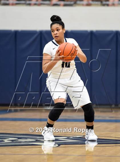 Thumbnail 3 in Irving vs. Wylie East photogallery.