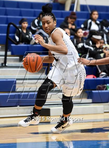 Thumbnail 1 in Irving vs. Wylie East photogallery.