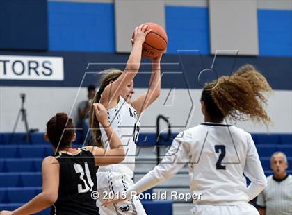 Thumbnail 2 in Irving vs. Wylie East photogallery.
