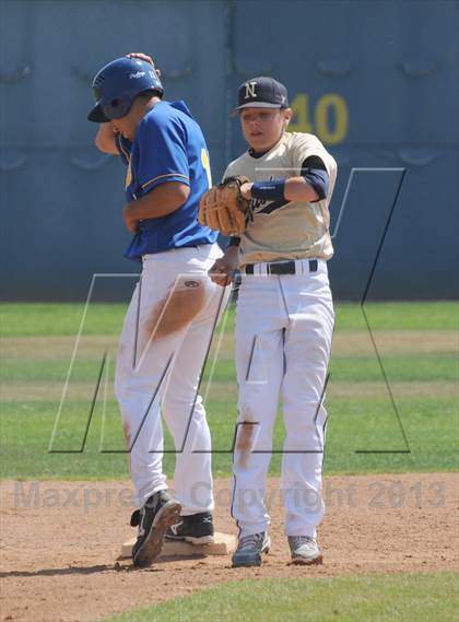 Thumbnail 1 in JW North vs. Valencia photogallery.