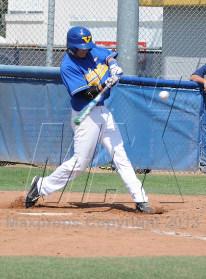 Thumbnail 3 in JW North vs. Valencia photogallery.