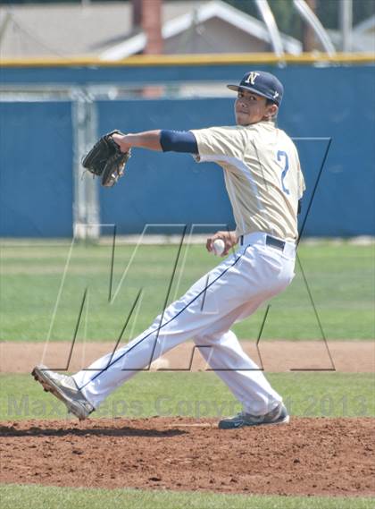 Thumbnail 1 in JW North vs. Valencia photogallery.