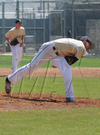 Thumbnail 3 in JW North vs. Valencia photogallery.