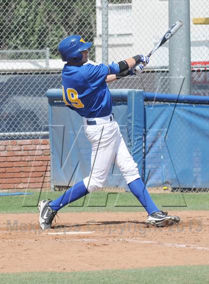 Thumbnail 1 in JW North vs. Valencia photogallery.