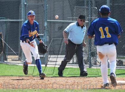 Thumbnail 1 in JW North vs. Valencia photogallery.