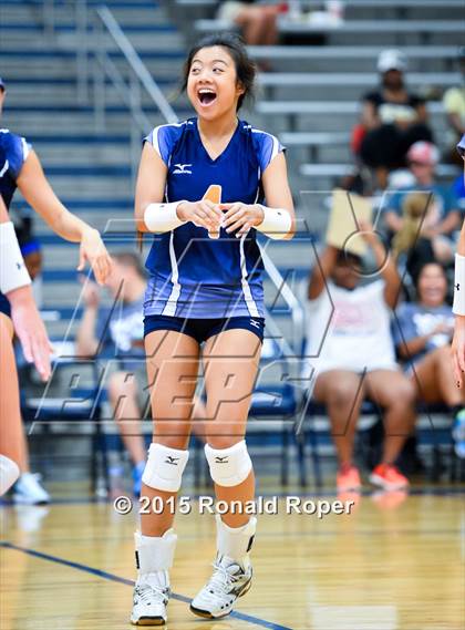 Thumbnail 3 in Horn @ Sachse photogallery.