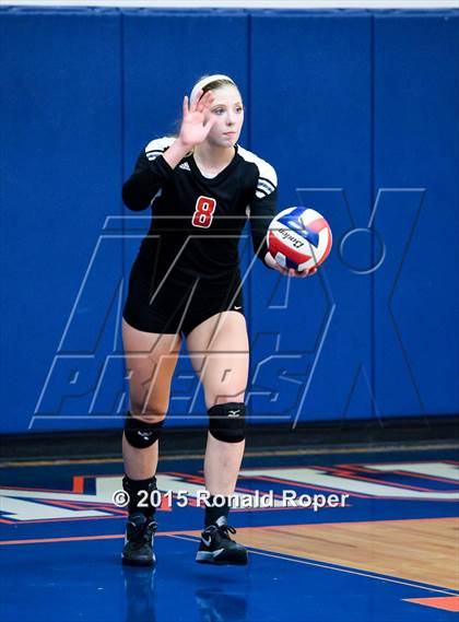 Thumbnail 1 in Horn @ Sachse photogallery.