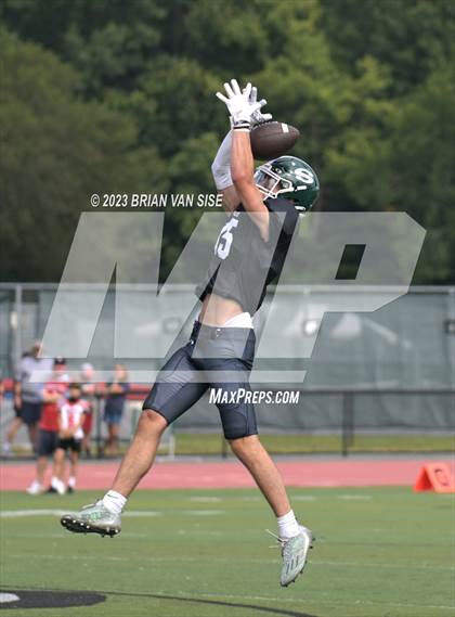 Thumbnail 2 in Niskayuna @ Shenendehowa photogallery.