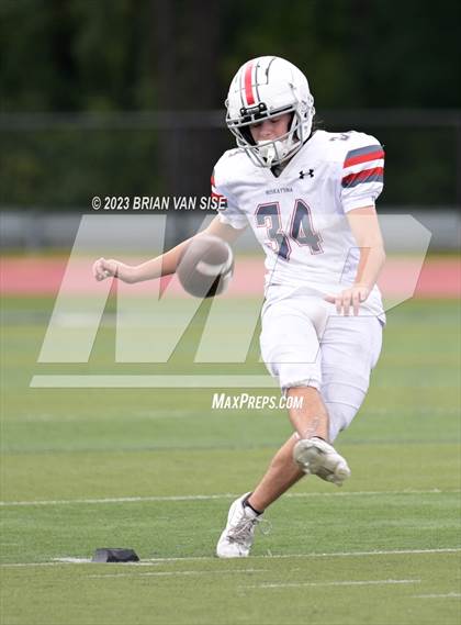 Thumbnail 1 in Niskayuna @ Shenendehowa photogallery.