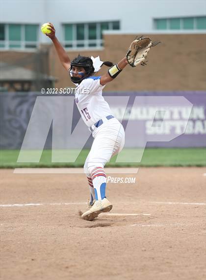 Thumbnail 1 in Olentangy Orange vs. Lancaster (OHSAA D1 District Final) photogallery.