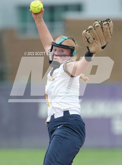 Thumbnail 2 in Olentangy Orange vs. Lancaster (OHSAA D1 District Final) photogallery.