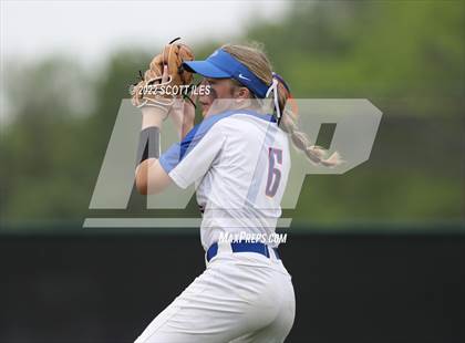 Thumbnail 3 in Olentangy Orange vs. Lancaster (OHSAA D1 District Final) photogallery.