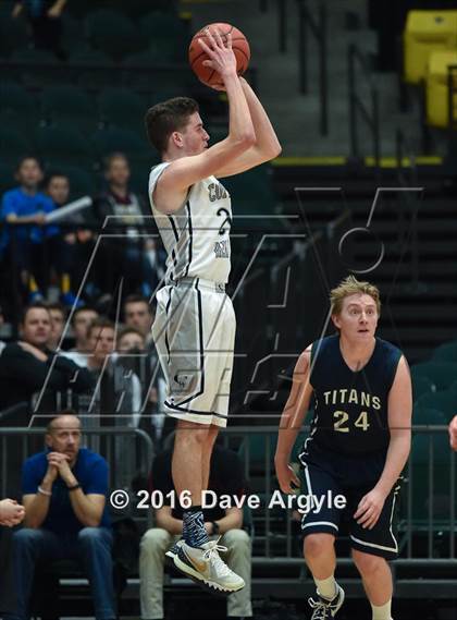 Thumbnail 3 in Syracuse vs. Copper Hills (UHSAA 5A Tournament) photogallery.