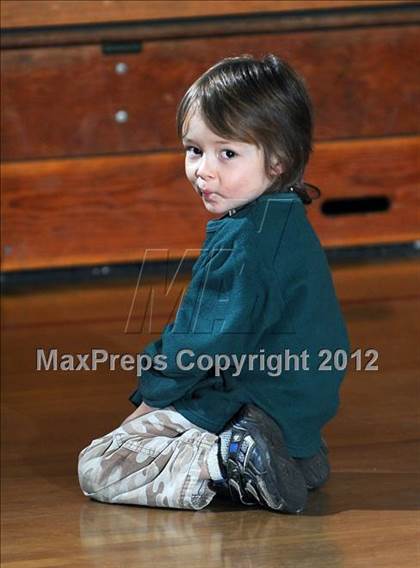 Thumbnail 1 in Gladstone @ Azusa photogallery.