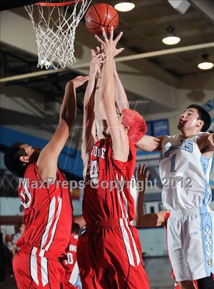 Thumbnail 2 in Gladstone @ Azusa photogallery.