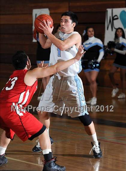 Thumbnail 1 in Gladstone @ Azusa photogallery.