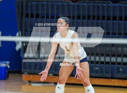 Thumbnail 2 in McKinney North vs. Allen photogallery.