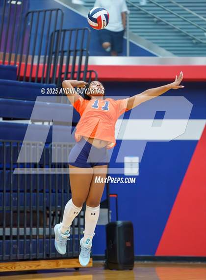 Thumbnail 2 in McKinney North vs. Allen photogallery.