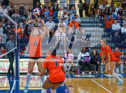 Thumbnail 1 in McKinney North vs. Allen photogallery.