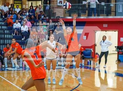 Thumbnail 2 in McKinney North vs. Allen photogallery.