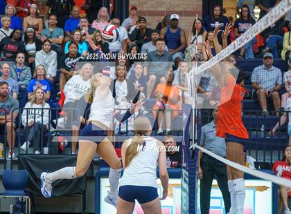 Thumbnail 2 in McKinney North vs. Allen photogallery.