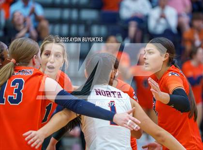 Thumbnail 2 in McKinney North vs. Allen photogallery.