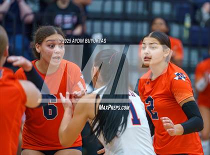 Thumbnail 3 in McKinney North vs. Allen photogallery.