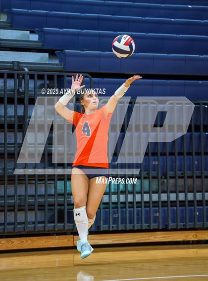 Thumbnail 3 in McKinney North vs. Allen photogallery.