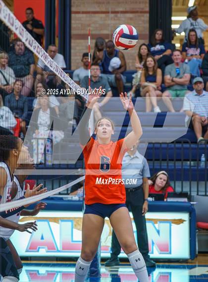 Thumbnail 2 in McKinney North vs. Allen photogallery.