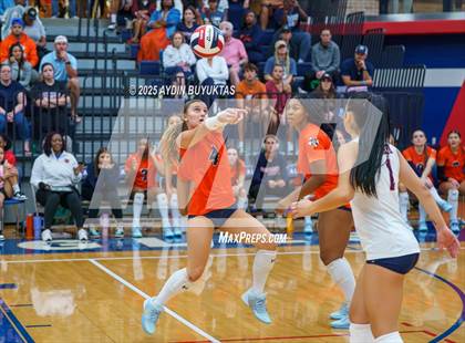 Thumbnail 1 in McKinney North vs. Allen photogallery.