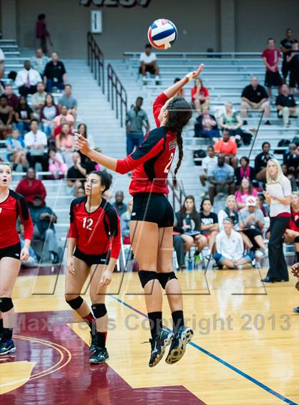 Thumbnail 2 in Rockwall-Heath vs Rowlett photogallery.