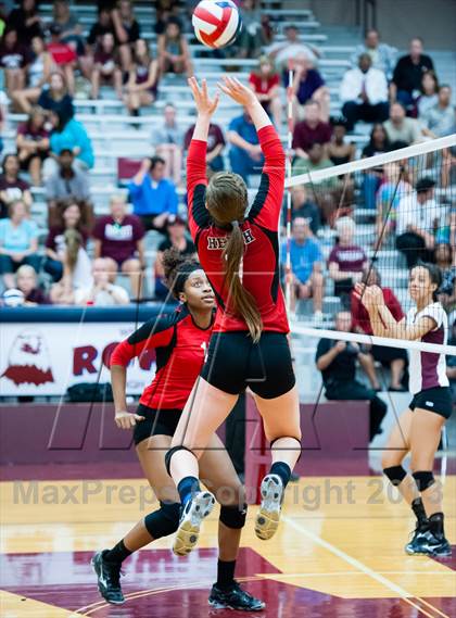 Thumbnail 3 in Rockwall-Heath vs Rowlett photogallery.