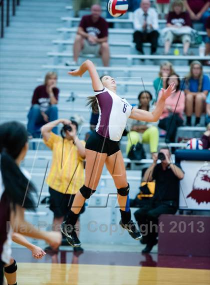 Thumbnail 1 in Rockwall-Heath vs Rowlett photogallery.