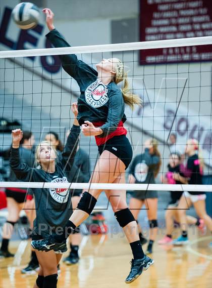 Thumbnail 1 in Rockwall-Heath vs Rowlett photogallery.